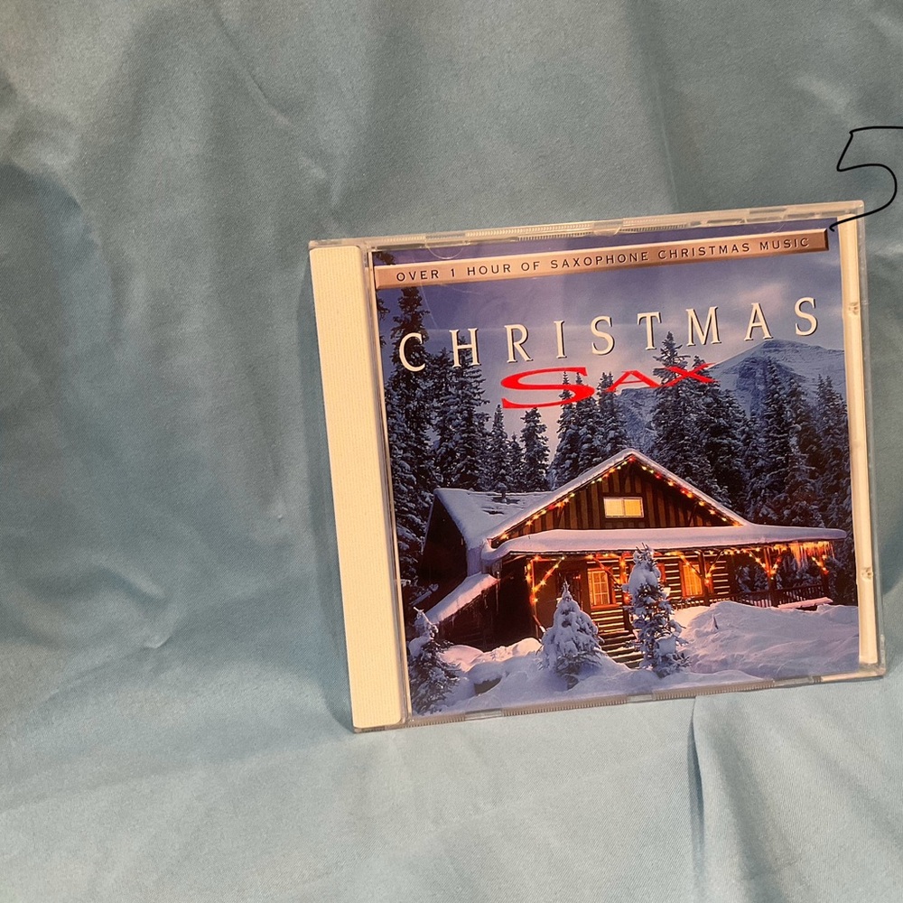 It comes with a CD with 20 songs